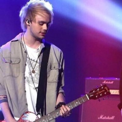 Michael Clifford from 5 Seconds of Summer turns 20 today!